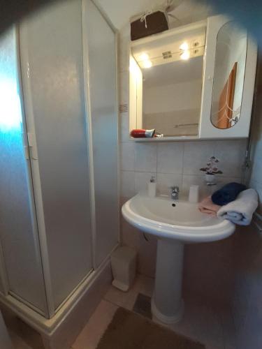 Et badeværelse på Apartman Panorama A15