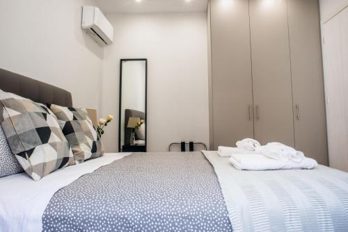 A22 Premium flat with balcony in the centre