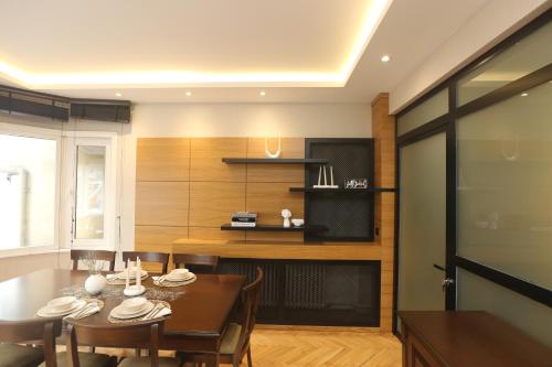 Kuchyň nebo kuchyňský kout v ubytování Luxury 41 Apt Nisantasi