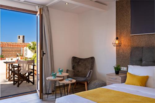 Posteľ alebo postele v izbe v ubytovaní Rooftop apartment,in the heart of old town!