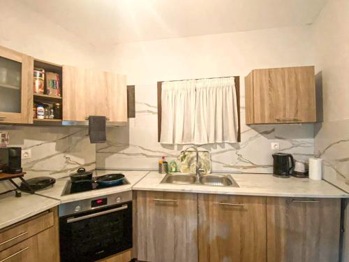 TM Apartment No 2 - Scandinavian Style tesisinde mutfak veya mini mutfak