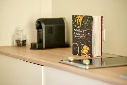 Set per la preparazione di tè e caffè presso Charmantes Apartment im Grünen - KLIMATISIERT