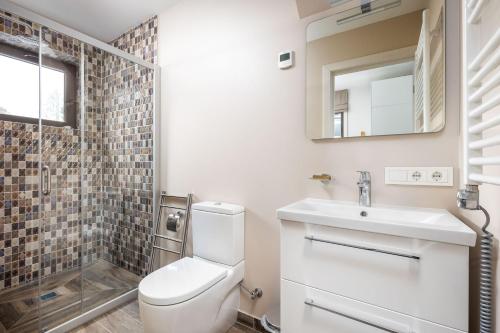 Kylpyhuone majoituspaikassa Riese Apartments