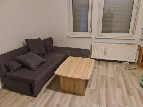 Posezení v ubytování GSS18 2-OG Möbilierte Wohnung in Oebisfelde