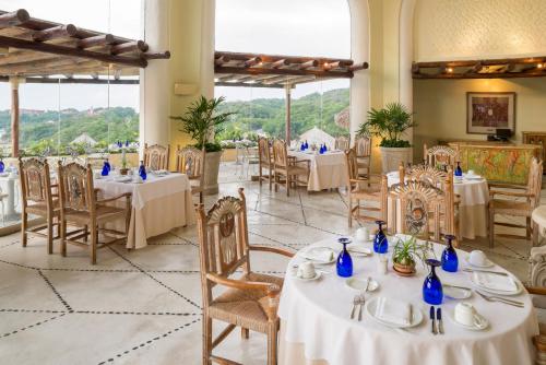 Quinta Real Huatulcoにあるレストランまたは飲食店