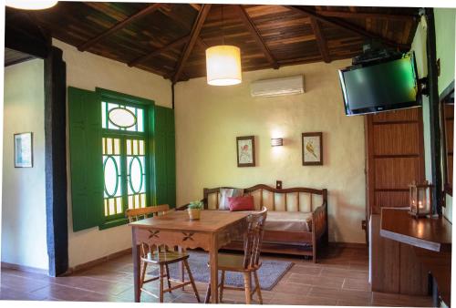 Μια τηλεόραση ή/και κέντρο ψυχαγωγίας στο Hotel Santa Esmeralda