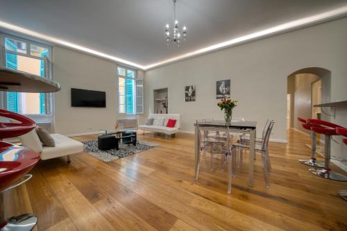Old Town Luxury 3 Beds