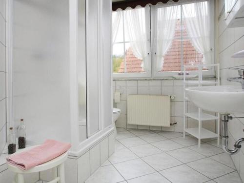 Ett badrum på Apartments, Mirow