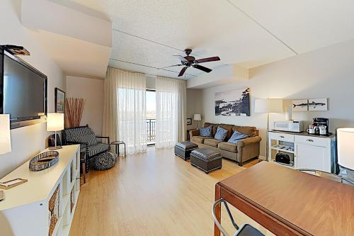 River View Condo A – Photos 4