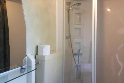 Kúpeľňa v ubytovaní Caravan Park Kovacine, Cres