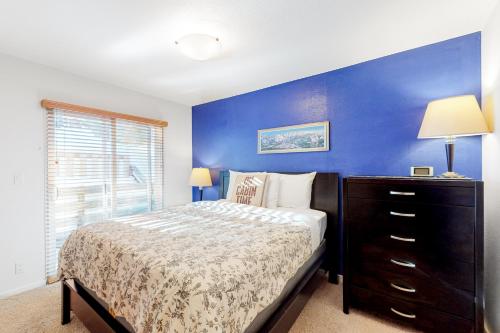 Φωτογραφία από το άλμπουμ του Back Country Basecamp σε Stateline