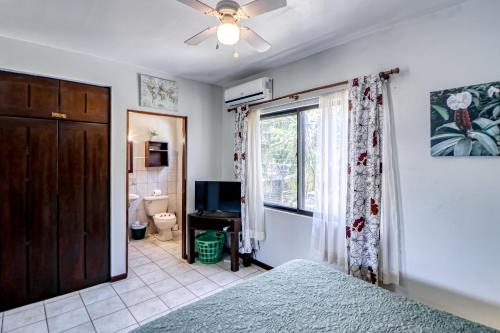 Llit o llits en una habitació de Marina Loft 221