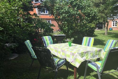 Foto dalla galleria di Idyllische Ferienwohnung in Karft a Karft