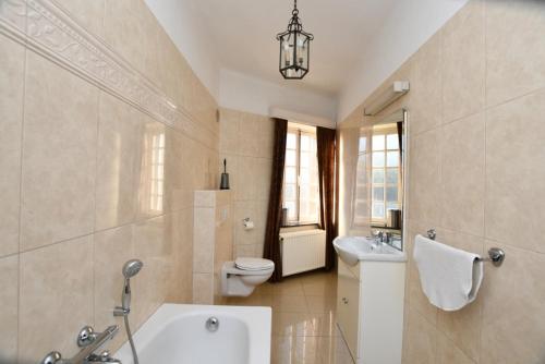 Koupelna v ubytování La Villa Spa, à 10 minutes à pied du centre ville