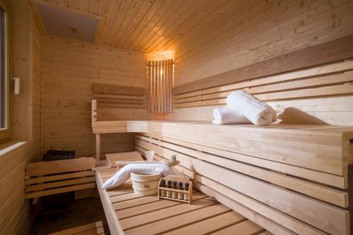 Foto dalla galleria di Narzenhof Wellness Chalets, Familien & Luxus Apartments am Bauernhof a Sankt Johann in Tirol