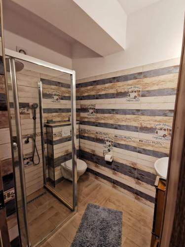 Bany a EFORIE STUDIOS