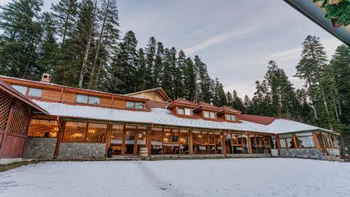 Gallery image of Hotel Cumpatu in Sinaia