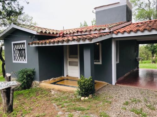 Das Gebäude in dem sich das Ferienhaus befindet