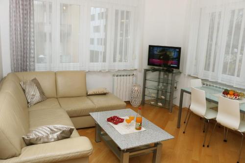Apartment Elena 1, Zagreb City with garage