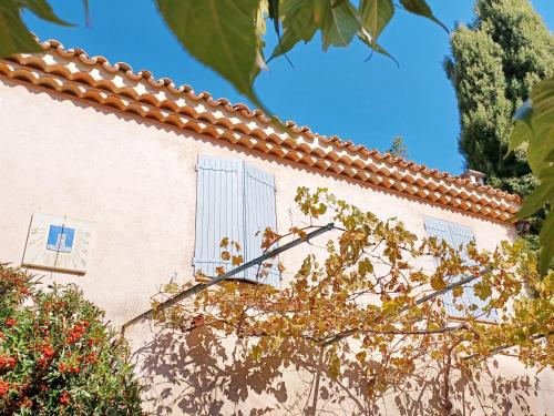 Gallery image of Studio avec jardin entre Aix-en-Provence, Luberon et Verdon in Peyrolles-en-Provence