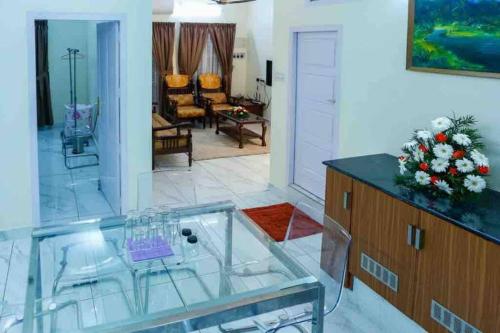 Χώρος καθιστικού στο Belljem Homes -your own private resort -6 BHK B