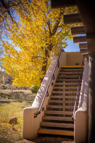 Galería fotográfica de Sagebrush Inn & Suites en Taos