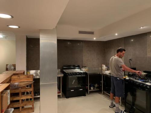 Bodhi Panama Cityにあるキッチンまたは簡易キッチン