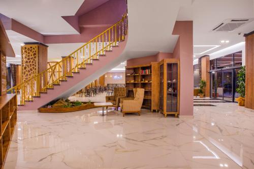Φωτογραφία από το άλμπουμ του MIRA MERIDIA BEACh RESORT HOTEL σε Okurcalar