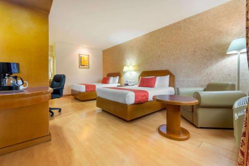 Gallery image of Comfort Inn Monterrey Norte in Monterrey