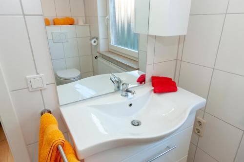 Bilik mandi di Hotel garni NordSeerose Greetsiel