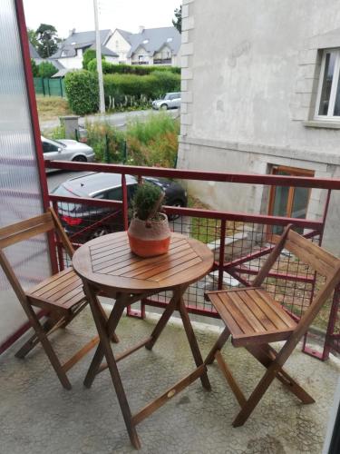 Photo de la galerie de l'établissement Joli studio à DINARD /LA RICHARDAIS à 5 mn plage, à La Richardais