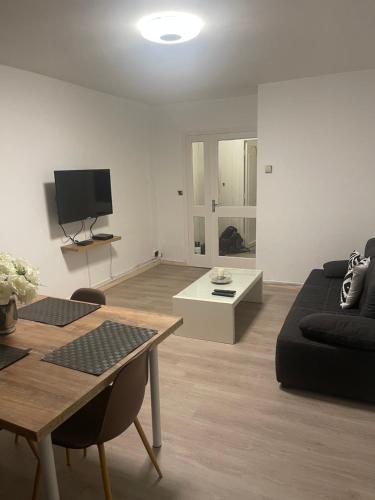 Superbe appartement spacieux avec parking et jardin privé