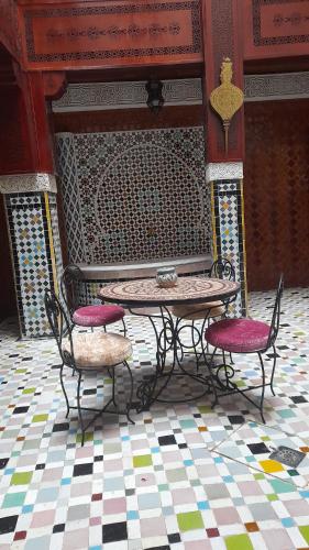 Zona de estar de Riad amal