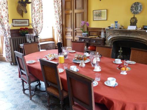 Afbeelding uit fotogalerij van Château de Souesmes in Souesmes