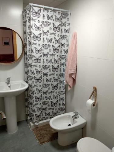 A bathroom at Apartamento acogedor en playa de Moncofa