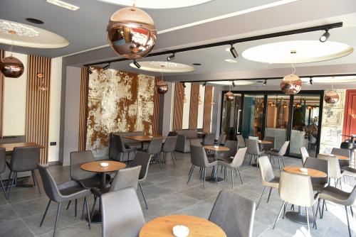 Gallery image of Hotel Tomorri in Gramsh