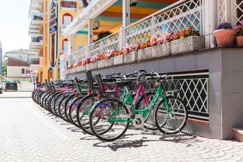 Galería fotográfica de Hotel Helen en Caorle