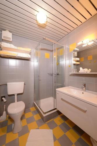 Gallery image of Strandhotel Faak in Faak am See