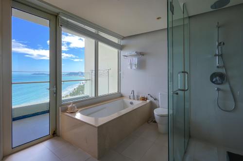 Salle de bains dans l'établissement Sea View Luxury - Apartments