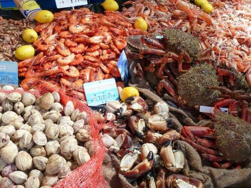 Makanan di atau berdekatan rumah percutian