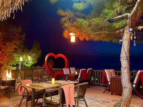 مطعم أو مكان آخر لتناول الطعام في فندق Symbola Oludeniz Beach