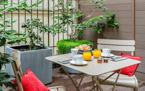 Hôtel Le Tourville by Inwood Hotels photo 17