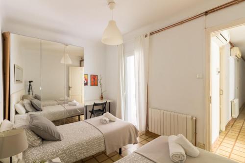 rentBCN City Center Apartment