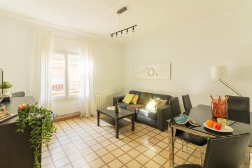 rentBCN City Center Apartment