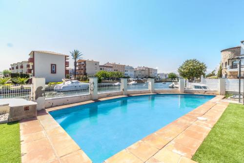 Goldhome - Creus 5, Empuriabrava – Precios actualizados 2022
