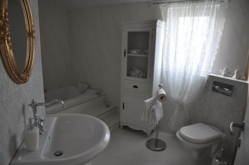 Gallery image of Holiday Home Sime & Cvita in Split