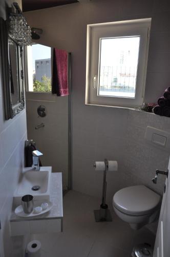 Gallery image of Holiday Home Sime & Cvita in Split
