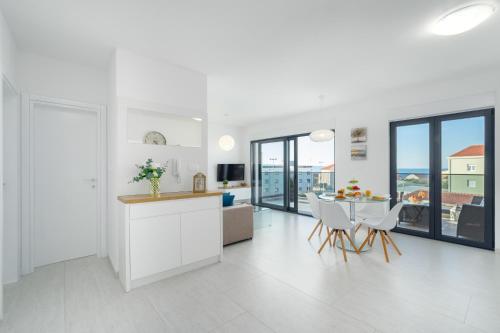 Penthouse Adriatic Blue