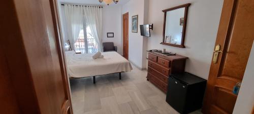 Hotel Cafe La Morena, Fuengirola – Updated 2022 Prices
