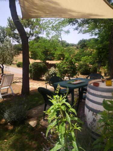 Un jardín fuera de Podere Pini